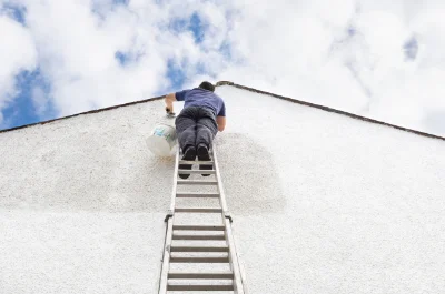 Peinture extérieure à Leyr — façades et ravalement